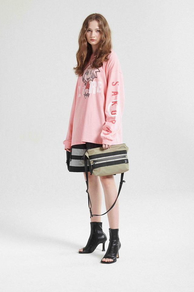 「SAKURA LONGSLEEVE」(C)岸本斉史 スコット／集英社・テレビ東京・ぴえろ＆LIBERE(R)