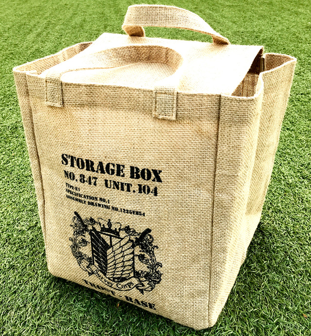 進撃の巨人／折りたたみストレージボックス／調査兵団仕様2,200円（税込）(c) 諫山創・講談社／「進撃の巨人」The Final Season製作委員会