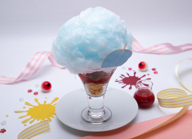 「ゾンビランドサガ リベンジ カフェ」ロメロのわたあめパフェ（C）ゾンビランドサガ リベンジ製作委員会