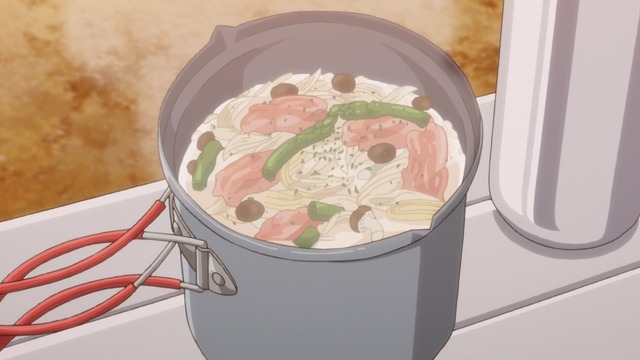 Abemaのアニメ局スタッフが ゆるキャン キャンプご飯に挑戦してみた 春に食べてもおいしい スープパスタ編 アニメ アニメ