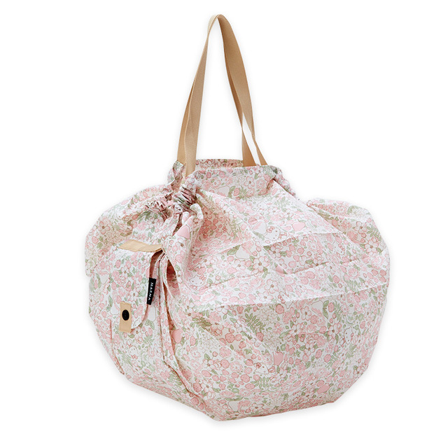 「サンリオオンラインショップ×Shupatto コラボシリーズ」コンパクトバッグ M（C）’21 SANRIO 著作（株）サンリオ