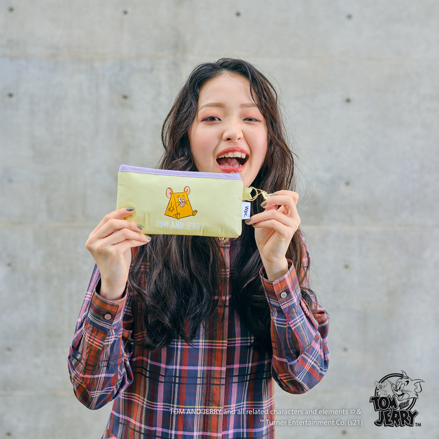 日傘「ファニーアート」3,960円（税込）TOM AND JERRY and all related characters and elements (C) & TM Turner Entertainment Co. (s21)