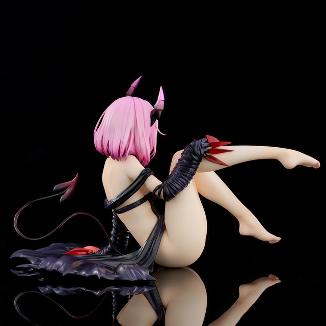 「To LOVEる-とらぶる-ダークネス モモ・ベリア・デビルーク ダークネスver. 1/6」15,000円（税別）（C） 矢吹健太朗・長谷見沙貴／集英社・とらぶるダークネス製作委員会