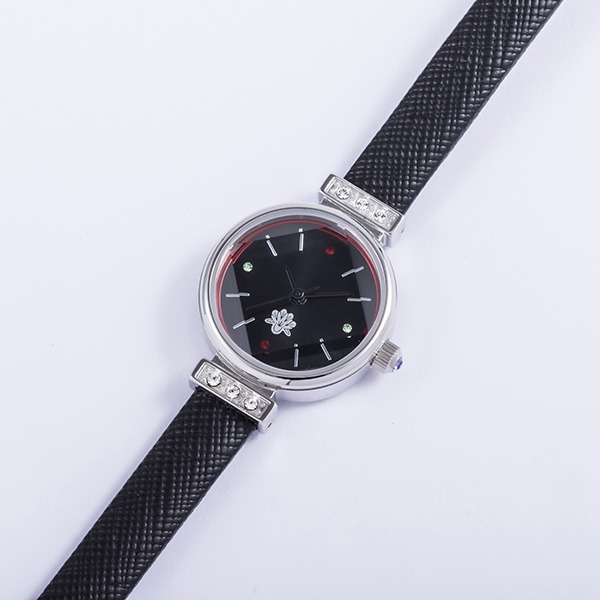 明石国行モデル 腕時計 15,180円(税込)（C）2015 EXNOA LLC/Nitroplus