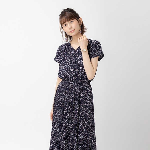 包丁藤四郎モデル 腕時計 15,180円(税込)（C）2015 EXNOA LLC/Nitroplus