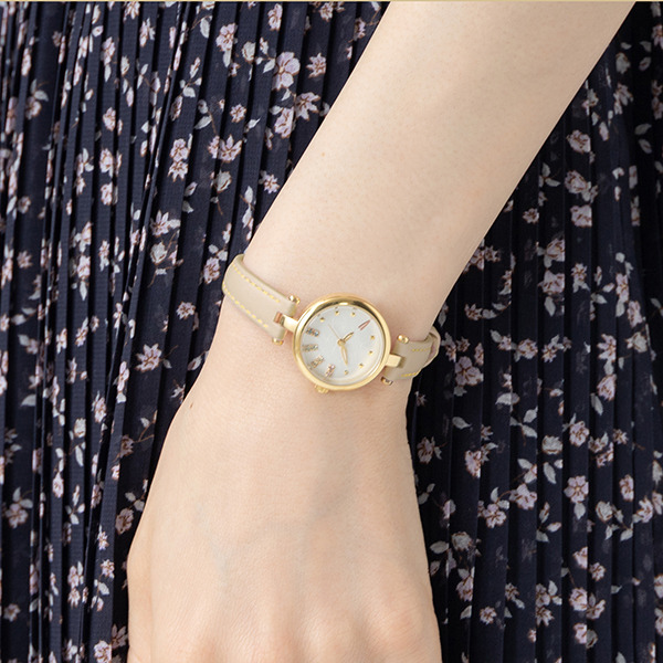 包丁藤四郎モデル 腕時計 15,180円(税込)（C）2015 EXNOA LLC/Nitroplus