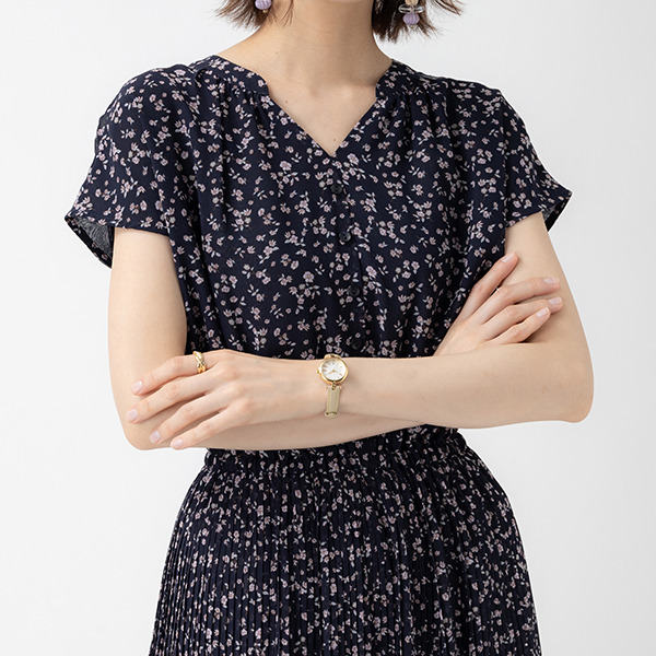 包丁藤四郎モデル 腕時計 15,180円(税込)（C）2015 EXNOA LLC/Nitroplus