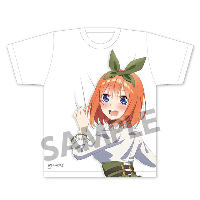 「五等分の花嫁∬ 描き下ろし抱きつかれTシャツ」各5,500円（税込）（C）春場ねぎ・講談社／「五等分の花嫁∬」製作委員会