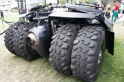 後部のタイヤにも注目。