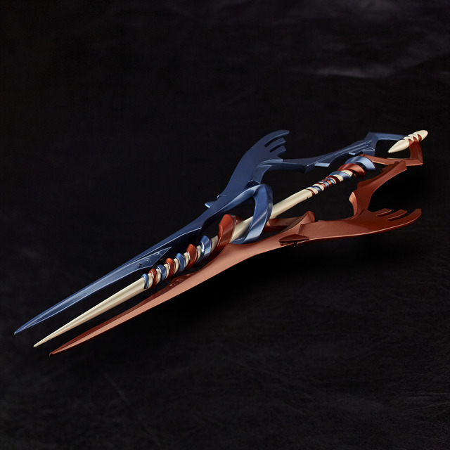 「EV-EX　エヴァンゲリオン初号機＆エヴァンゲリオン第13号機+ガイウスの槍」18,000円（税抜）（C）カラー