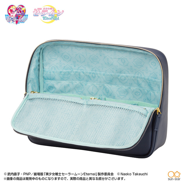 劇場版「美少女戦士セーラームーンEternal」スタンドマルチケース（全2種）各3,960円（税込）（C）武内直子・PNP／劇場版「美少女戦士セーラームーンEternal」製作委員会（C）Naoko Takeuchi