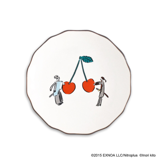 花型皿 加州清光・大和守安定 2,310円（税込）(C)2015 EXNOA LLC/Nitroplus