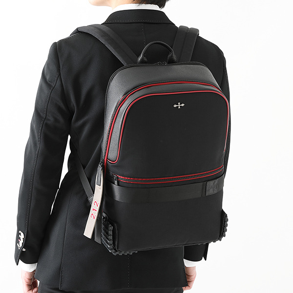 「黒森峰女学園 モデル」23,980円（税込）（C）GIRLS und PANZER Finale Projekt