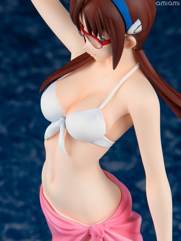 「ヱヴァンゲリヲン新劇場版 真希波・マリ・イラストリアス［Summer Queens］ 1/8 スケール 完成品フィギュア」10,780円（税込）（C）カラー