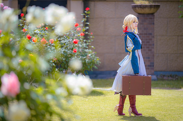 『ヴァイオレット・エヴァーガーデン』ヴァイオレット／モデル：クララ、撮影：乃木章