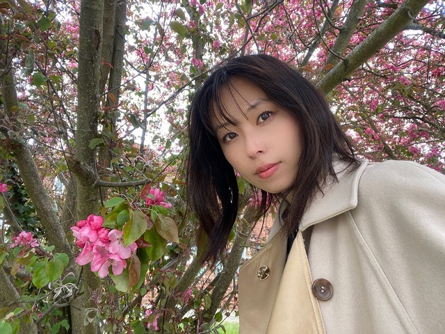 寿美菜子、「スフィアの4colors LABO」1周年記念生配信を振り返る！イギリスでも感じた“ファンとの一体感”【寿美菜子のAnother Wonderland in the UK 第14回】