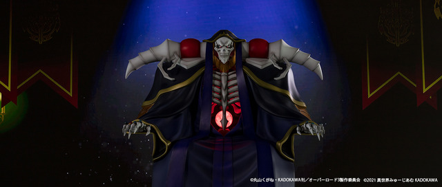 「異世界みゅーじあむ」アインズ等⾝⼤⽴像（C）2021 異世界みゅーじあむ KADOKAWA