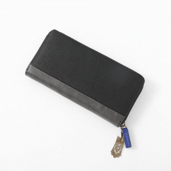 『ひぐらしのなく頃に業』コラボアイテム「古手梨花 モデル」（C）2020竜騎士07／ひぐらしのなく頃に製作委員会