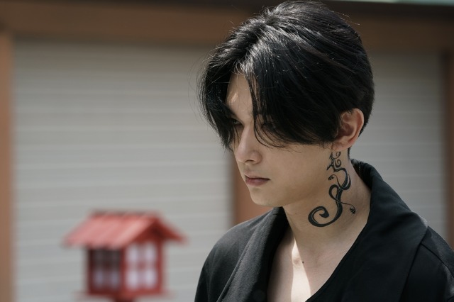 映画『東京リベンジャーズ』「黒髪のマイキー」（演・吉沢亮）（C）和久井健/講談社 （C）2020 映画「東京リベンジャーズ」製作委員会