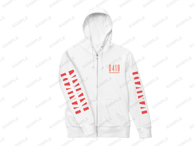 「描き下ろしイラスト 水原千鶴 ビーチデートver. 着用ジップパーカー」7,128円（税込）（C）宮島礼吏・講談社／「彼女、お借りします」製作委員会（R）KODANSHA