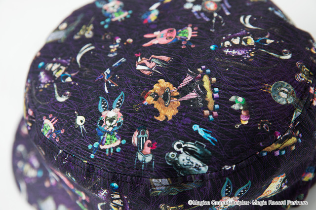 「マギアレコード 魔法少女まどか☆マギカ外伝 × CA4LA 魔女総柄CAP」8250円（税込）（C）Magica Quartet/Aniplex・Magia Record Partners