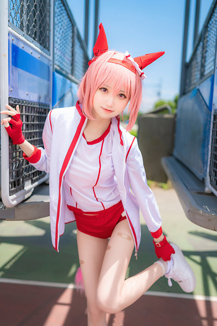 ハルウララ／モデル:千阳（ちよ）、撮影：乃木章