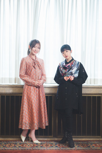 (左から)白石晴香・東山奈央