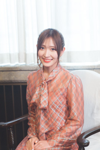 白石晴香