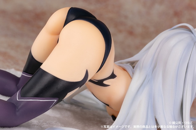 「デート・ア・ライブ“鳶一折紙 反転霊装解除Ver.”塗装済み完成品フィギュア」13,800円（税別）（C）橘公司・つなこ