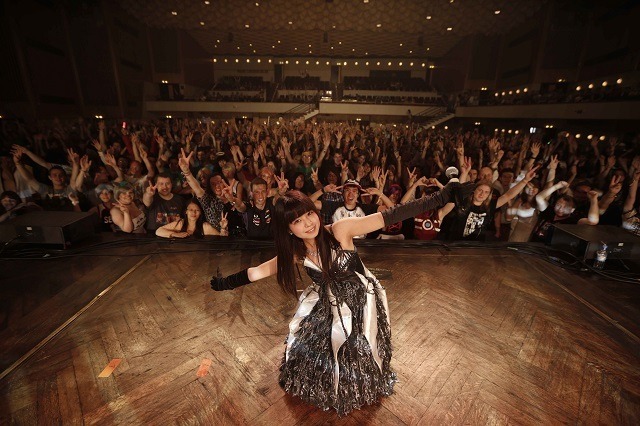 春奈るなの歌声がドイツに響く　初の欧州ライブで「Fate/Zero」も「SAOII」も