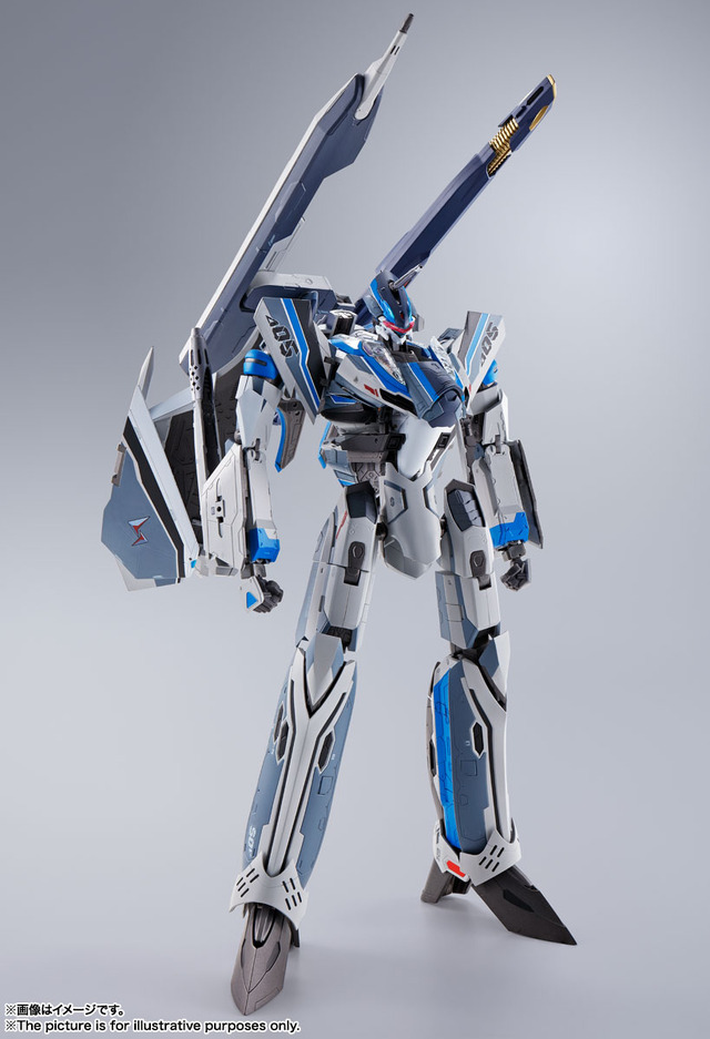 「DX超合金 初回限定版 VF-31AX カイロスプラス（ハヤテ・インメルマン機）」23,000円（税別）（C）創通・サンライズ