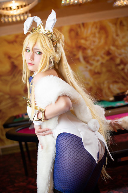 水着獅子王／モデル：さんま（@nrkBz）、撮影：Shara（@sugasugamomiage）