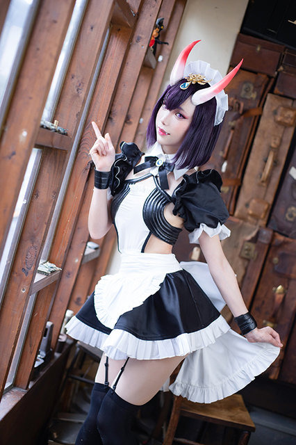 酒呑童子（メイド）／モデル：箱ネコ（@hakonyanya）