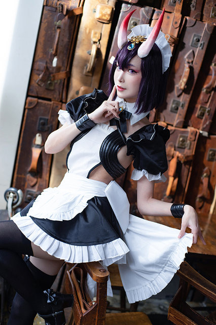 酒呑童子（メイド）／モデル：箱ネコ（@hakonyanya）