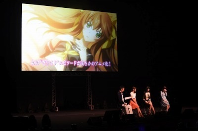 「IS<インフィニット・ストラトス>2」がシークレットステージ 日笠陽子、下田麻美、花澤香菜が登壇