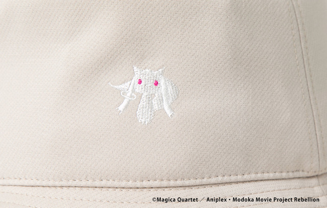 「魔法少女まどか☆マギカ × CA4LA お菓子の魔女バケットハット 10th ver.」11,000円（税込）（C）Magica Quartet／Aniplex・Modoka Partners・MBS