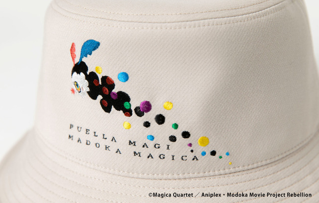 「魔法少女まどか☆マギカ × CA4LA お菓子の魔女バケットハット 10th ver.」11,000円（税込）（C）Magica Quartet／Aniplex・Modoka Partners・MBS