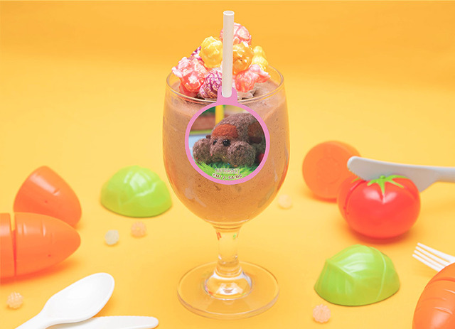 「Mogu Mogu モルカー Restaurant」むしゃむしゃおそうじ　ポップコーンスムージー（C）見里朝希 JGH・シンエイ動画／モルカーズ