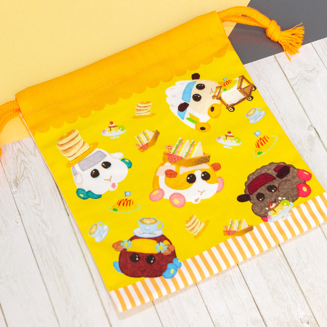 「Mogu Mogu モルカー Restaurant」巾着（C）見里朝希 JGH・シンエイ動画／モルカーズ