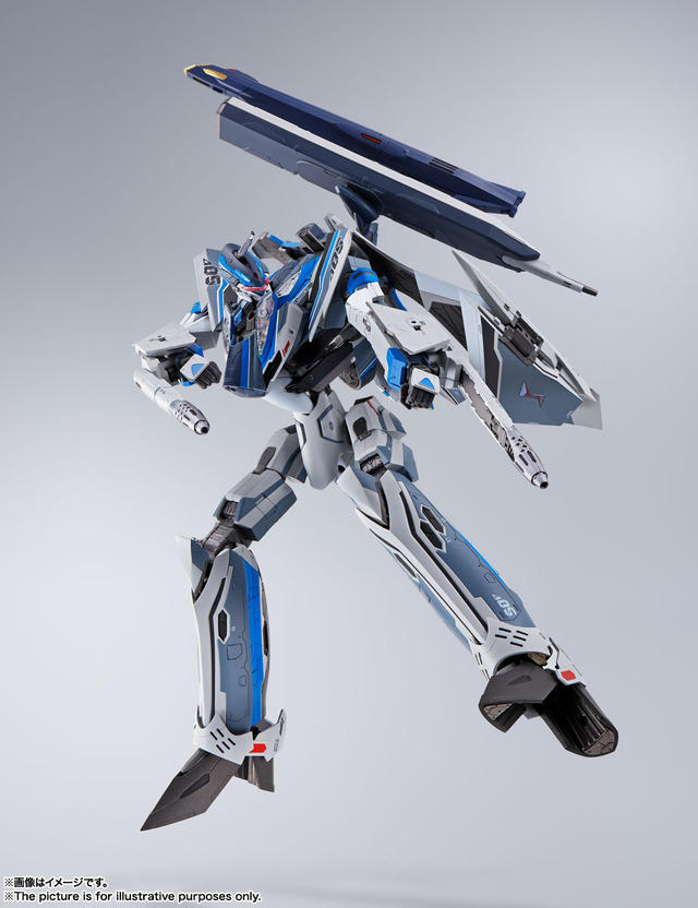 「DX超合金 初回限定版 VF-31AX カイロスプラス（ハヤテ・インメルマン機）」23,000円（税別）（C）創通・サンライズ