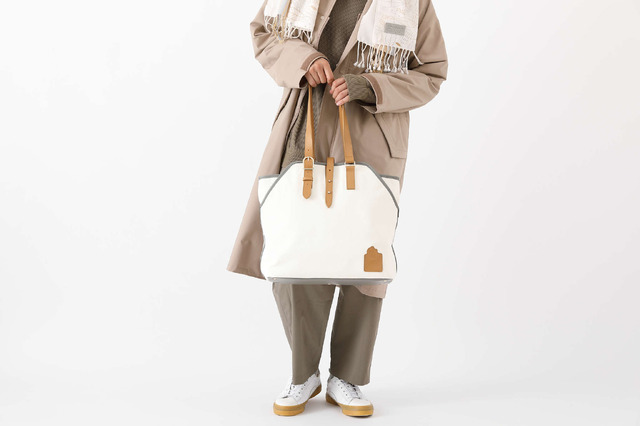 「『夏目友人帳』バッグ 16,500円（税込）」（C）緑川ゆき・白泉社／「夏目友人帳」製作委員会