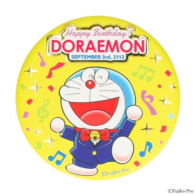 「ドラえもん未来デパート IN あべのハルカス近鉄本店 2021」ドラえもん バースデイ 缶バッジ（C）Fujiko-Pro
