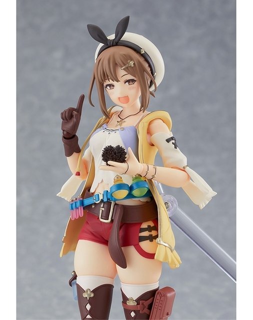 太もものボリューム感まで再現！ライザ「figma」が予約受付中ー上着も脱げる、こだわり仕様