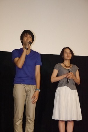 左）石井マークさん（ベルリ・ゼナム役）、右）嶋村侑さん（アイーダ・スルガン役）