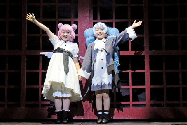 演劇調異譚「xxxHOLiC」ゲネプロの舞台写真（C）©CLAMP・ShigatsuTsuitachi CO.,LTD.／講談社