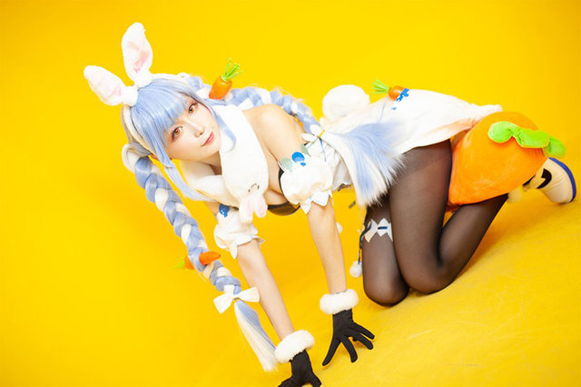 兎田ぺこら／箱ネコ