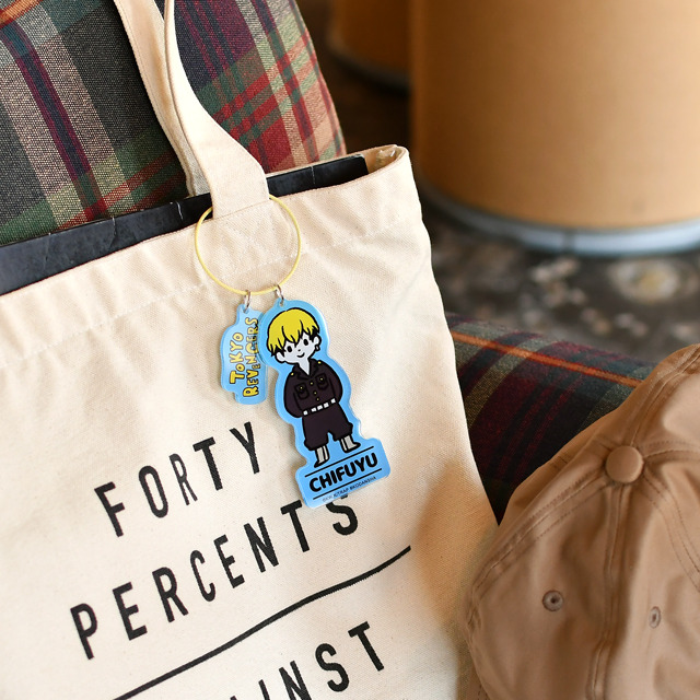 「東京リベンジャーズ　ビィズニィズ」ビッグアクリルキーホルダー（C)和久井健・講談社／アニメ「東京リベンジャーズ」製作委員会