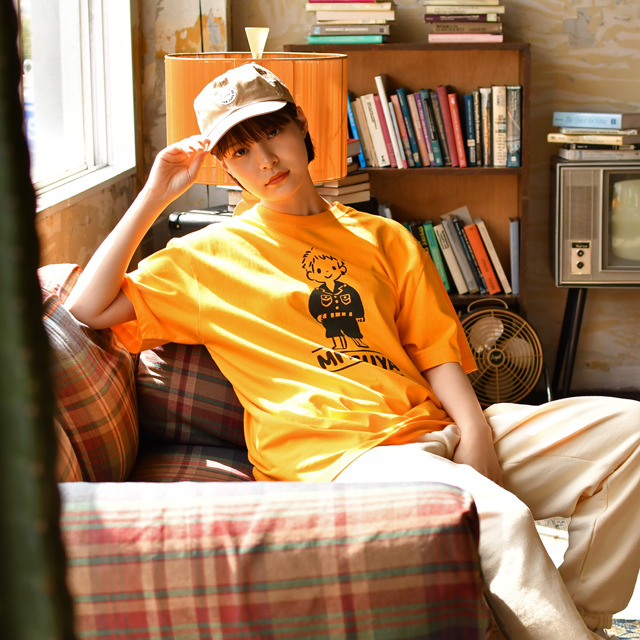 「東京リベンジャーズ　ビィズニィズ」ビッグTシャツ（C)和久井健・講談社／アニメ「東京リベンジャーズ」製作委員会