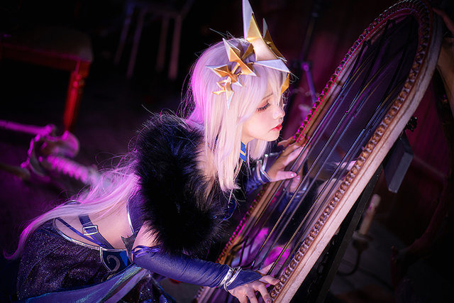 『ラングリッサー モバイル 中国版』リコリス（方舟の聖女）／モデル：六二二、撮影：叶玄XO