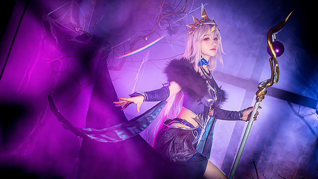 『ラングリッサー モバイル 中国版』リコリス（方舟の聖女）／モデル：六二二、撮影：叶玄XO